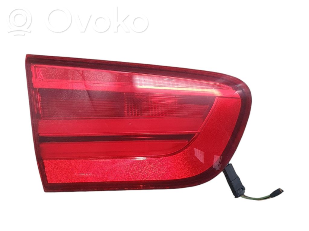 BMW 1 F52 Lampă spate în capacul portbagajului 