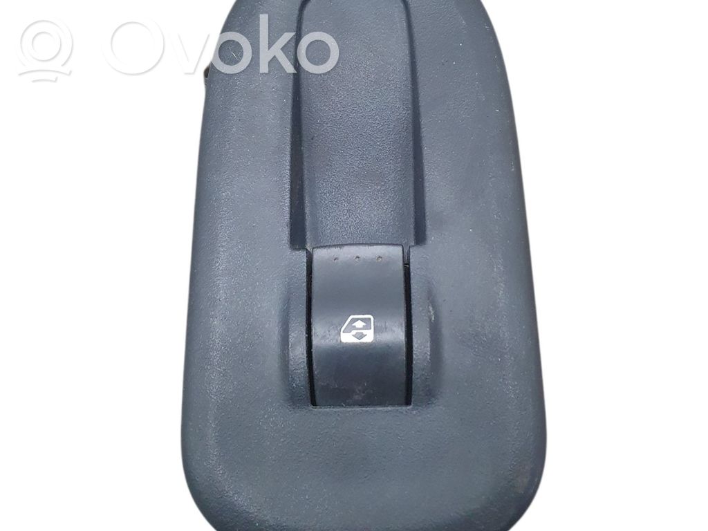 Przyciski szyb   8200476809,8200476809,20252637,22559541,VDMS10
