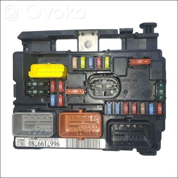 Peugeot 207 Unidad de control del BSM 
