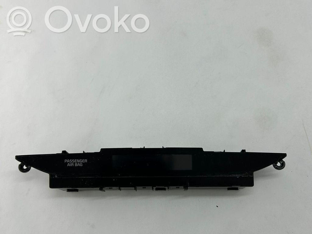 KIA Pro Cee'd II Screen/display/small screen 
