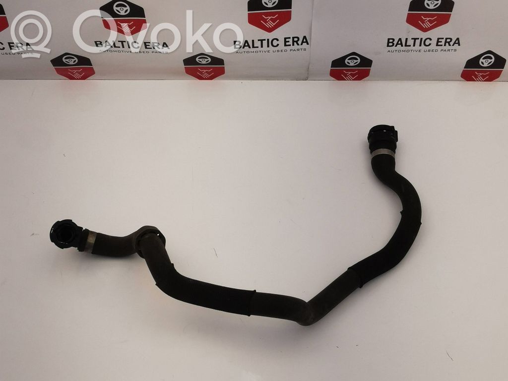 BMW 5 GT F07 Engine coolant pipe/hose 