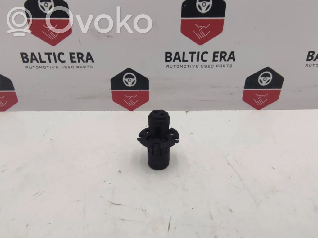 BMW 5 F10 F11 Cita dzinēja detaļa 