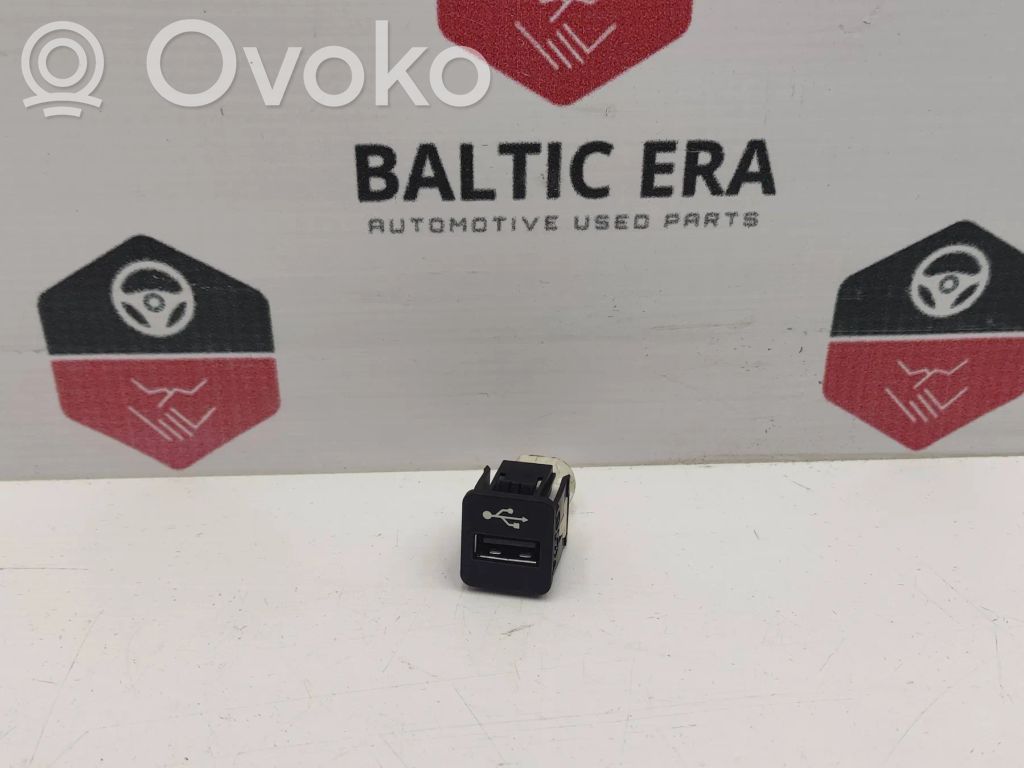 BMW 5 G30 G31 G38 Enchufe conector USB 