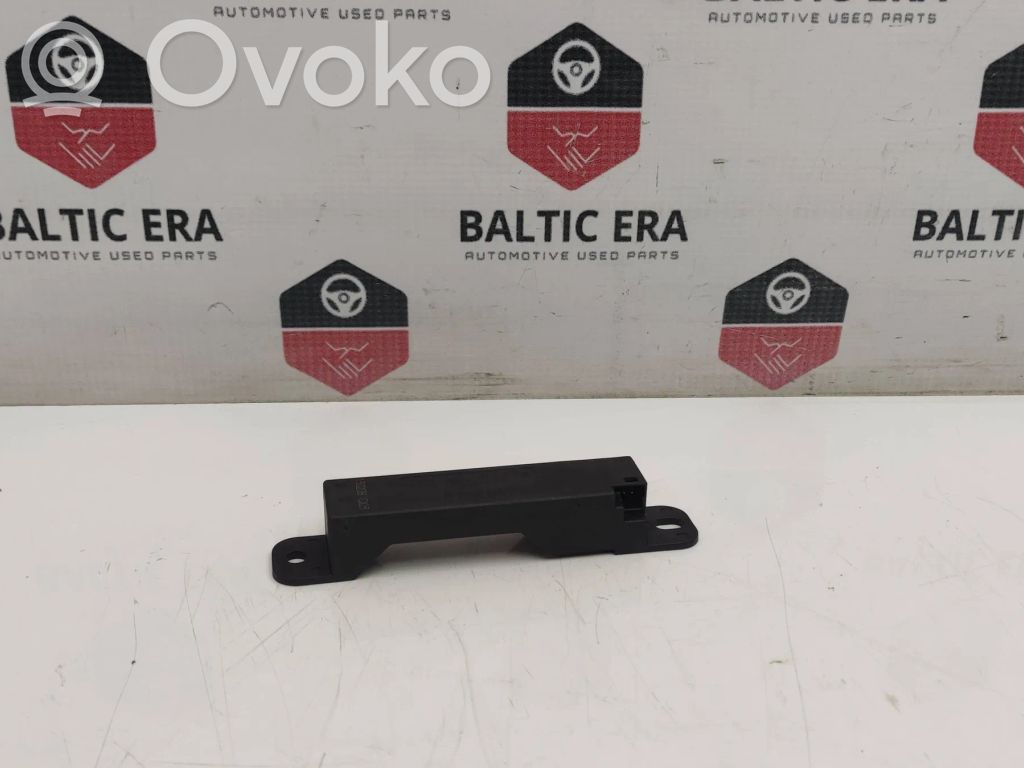 Mercedes-Benz E W212 Antenna comfort per interno 