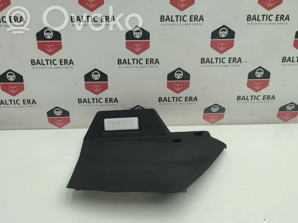 BMW 2 F45 Kita salono detalė 