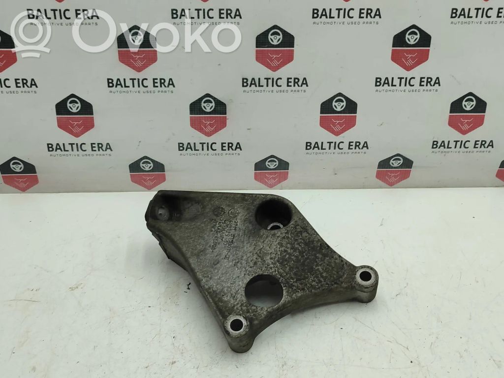 Łapa / Mocowanie silnika   6788611,ENAT46000,68572910