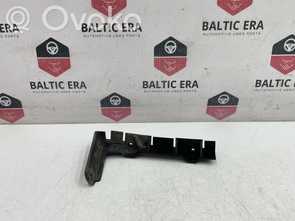 Audi A8 S8 D3 4E Galinis laikiklis bamperio 