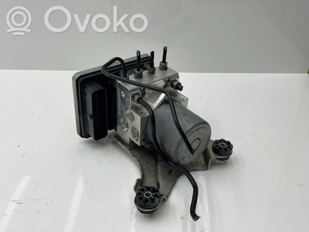 BMW 5 G30 G31 G38 ABS-pumppu 