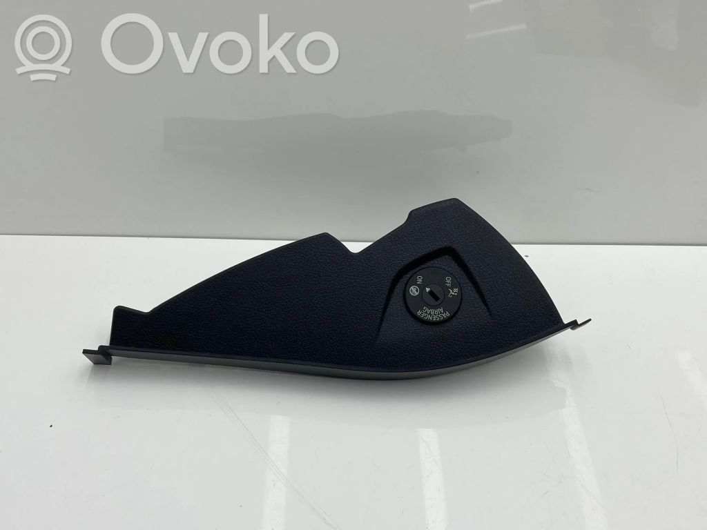 BMW 2 F46 Boczny element deski rozdzielczej 