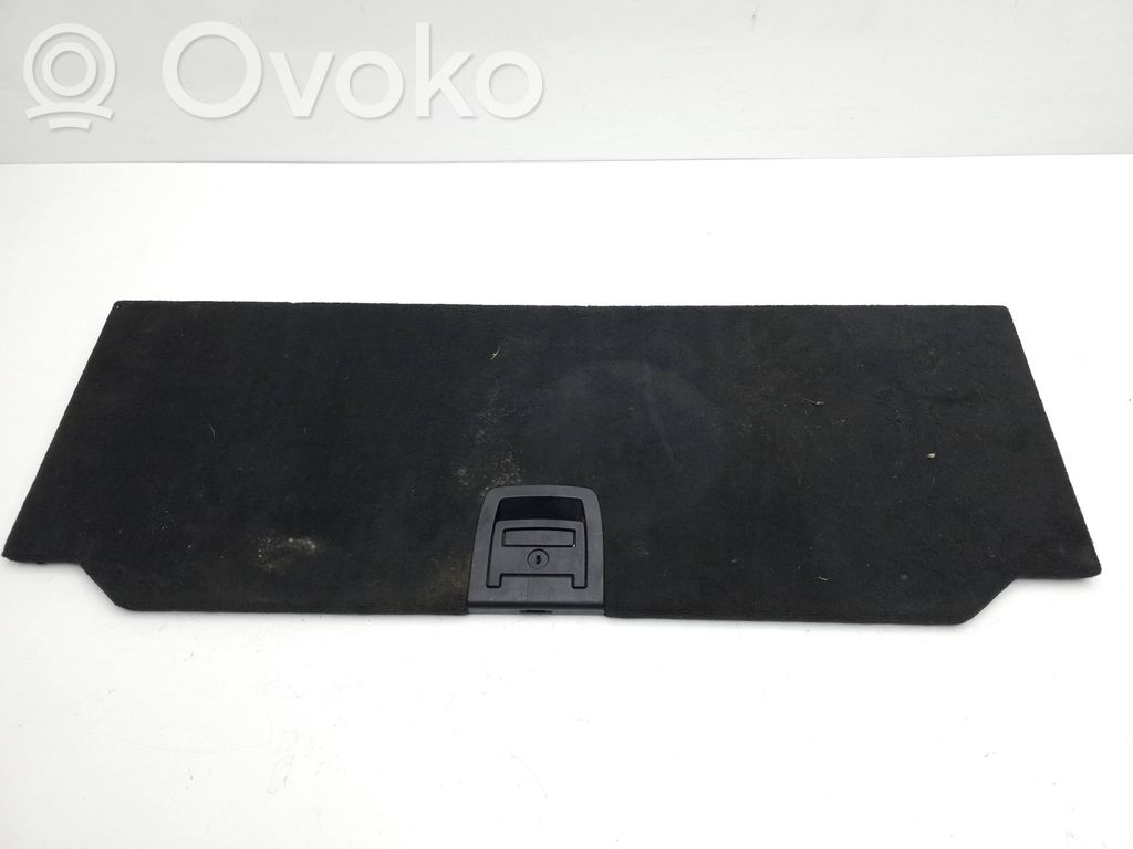 Trunk/boot floor carpet liner