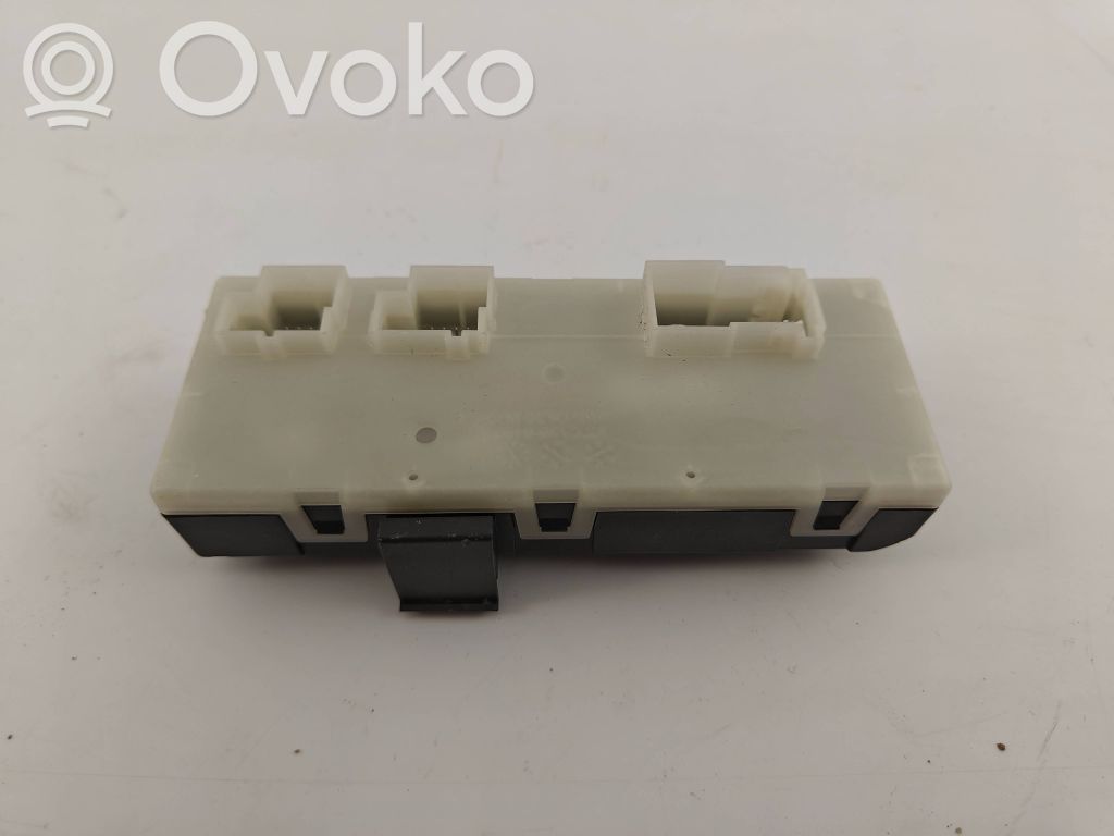 BMW 3 F30 F35 F31 Tailgate/trunk control unit/module 