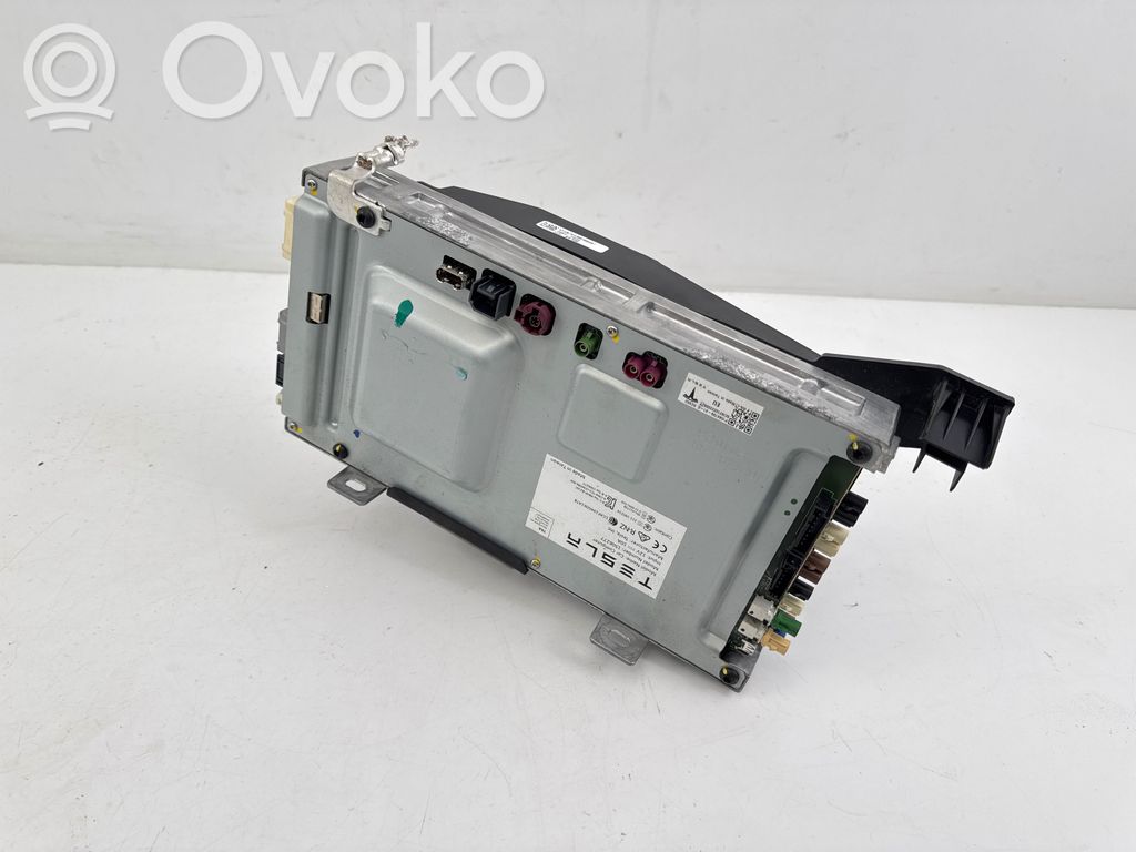 Tesla Model 3 Engine control unit/module 