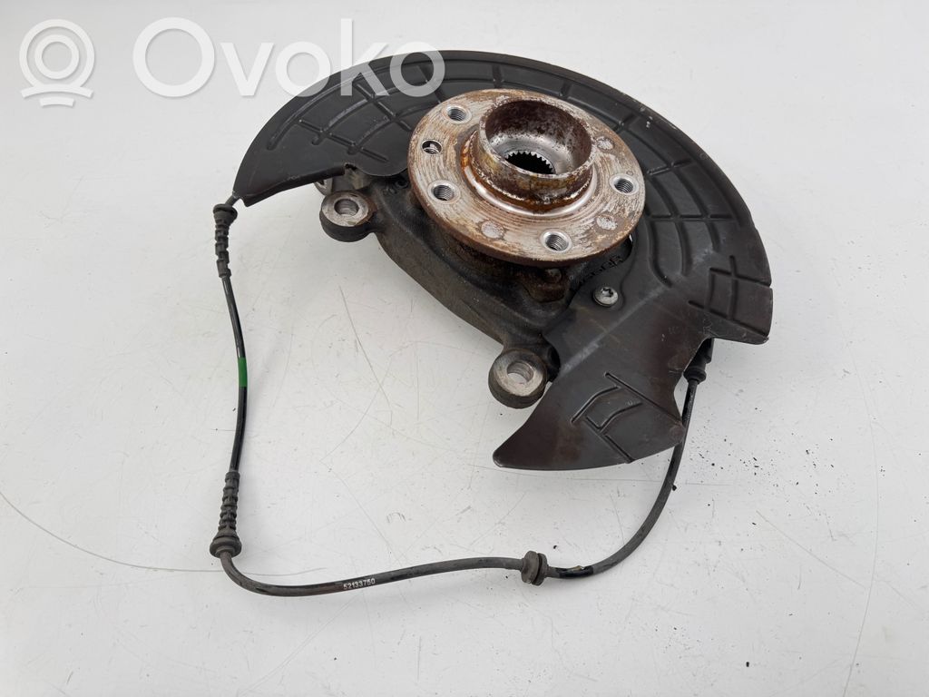 Front wheel hub   22602,C544