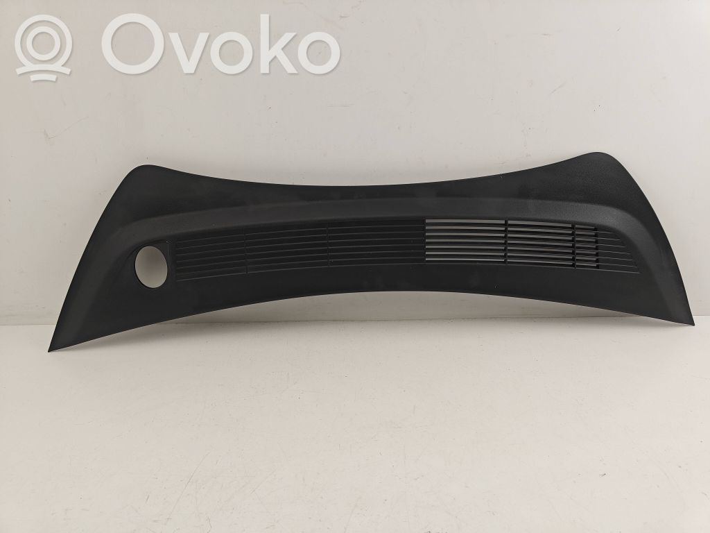 Tesla Model 3 Wiper trim 