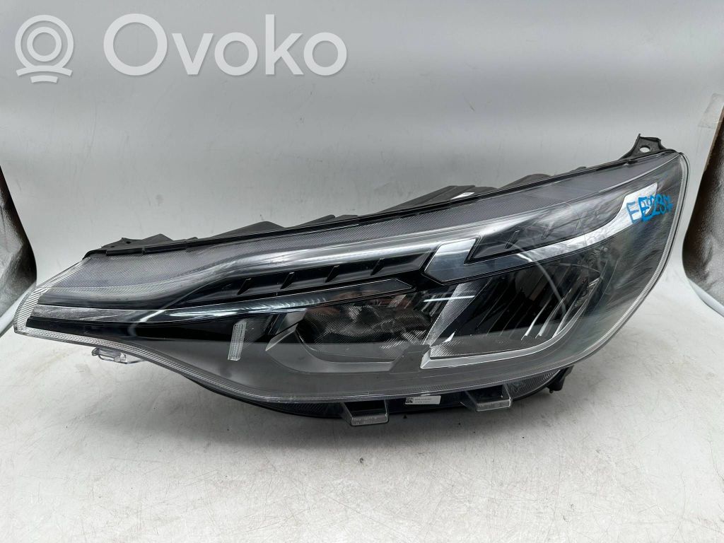 Ford Transit Custom II Headlight/headlamp 