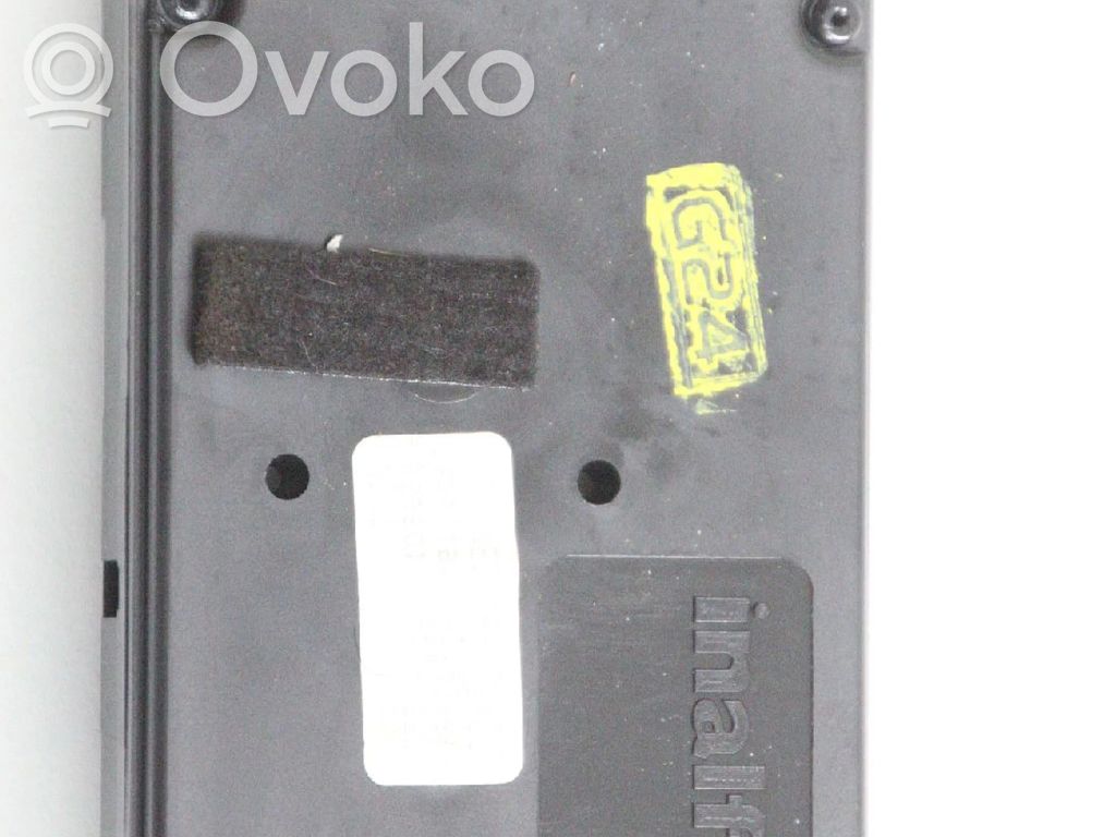 Volvo S40, V40 Central console control unit 