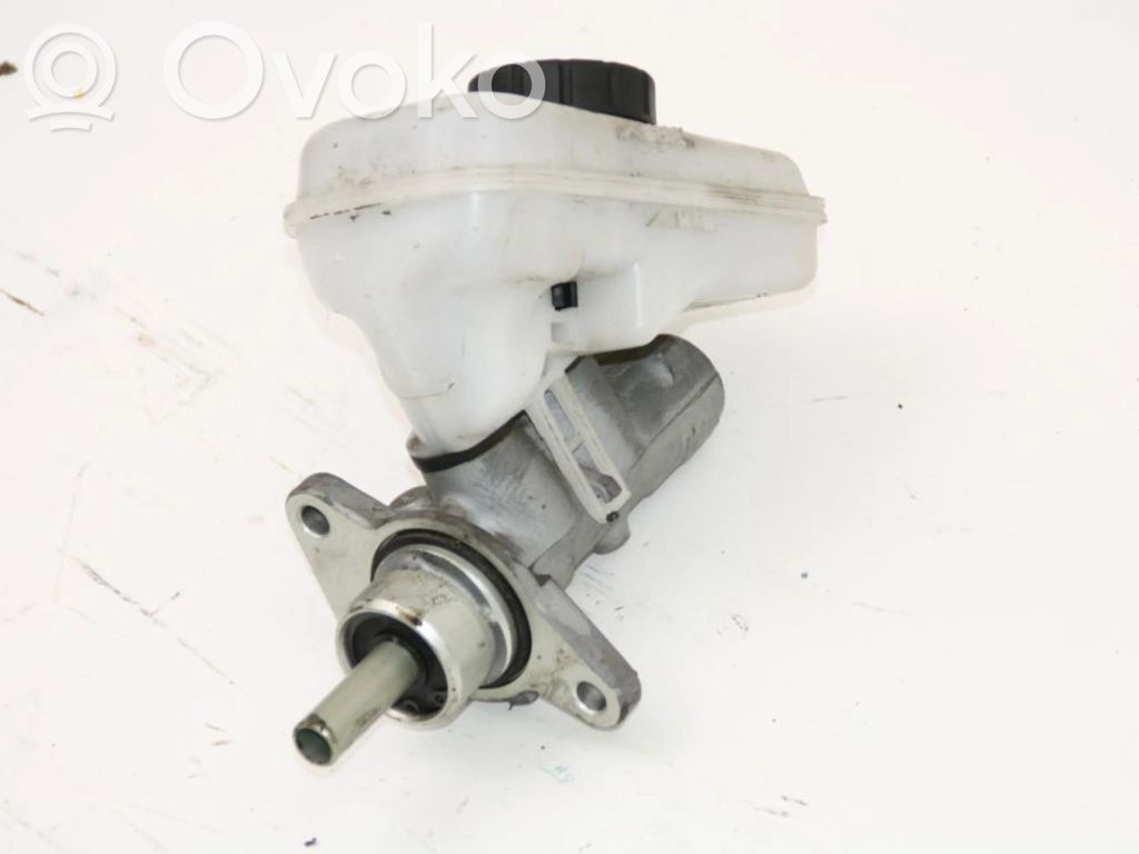 Opel Corsa C Pääjarrusylinteri 