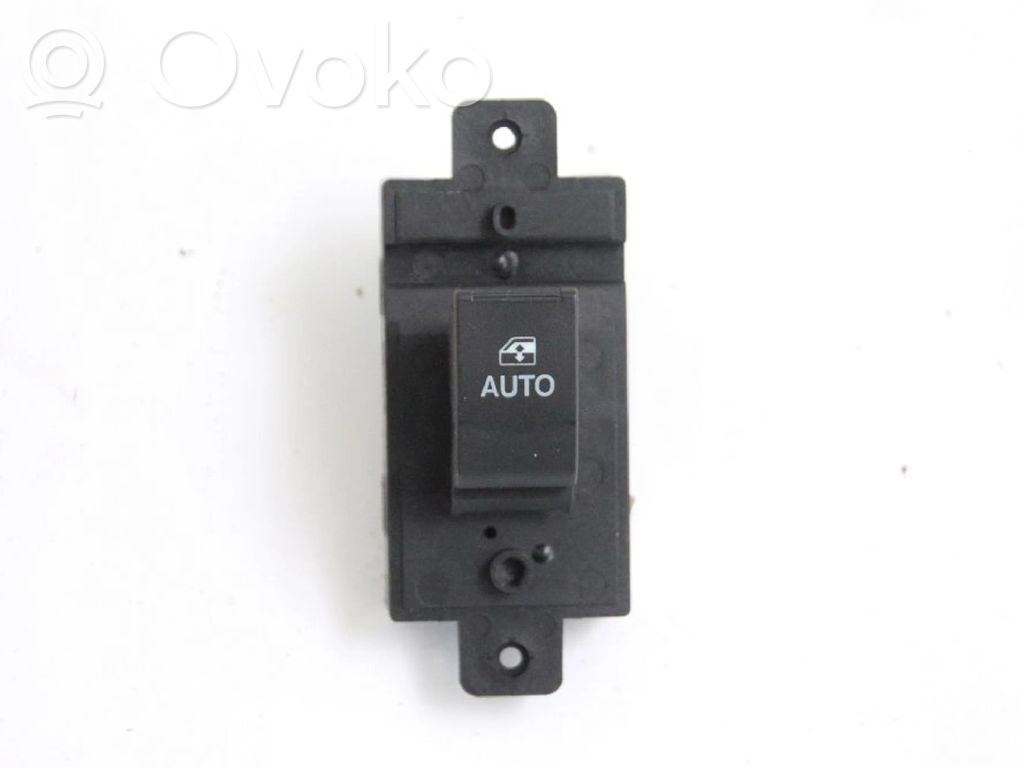 Opel Antara Electric window control switch 
