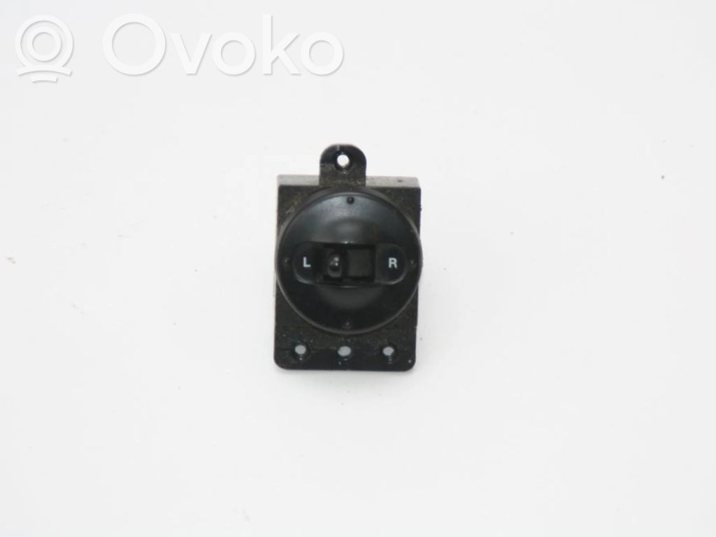 Wing mirror switch   40919,40919,40919