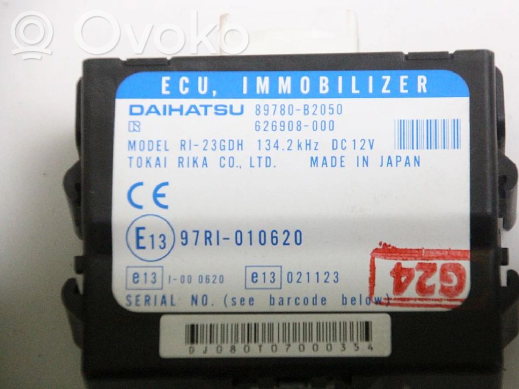 Daihatsu Cuore Unidad de control de la consola central 
