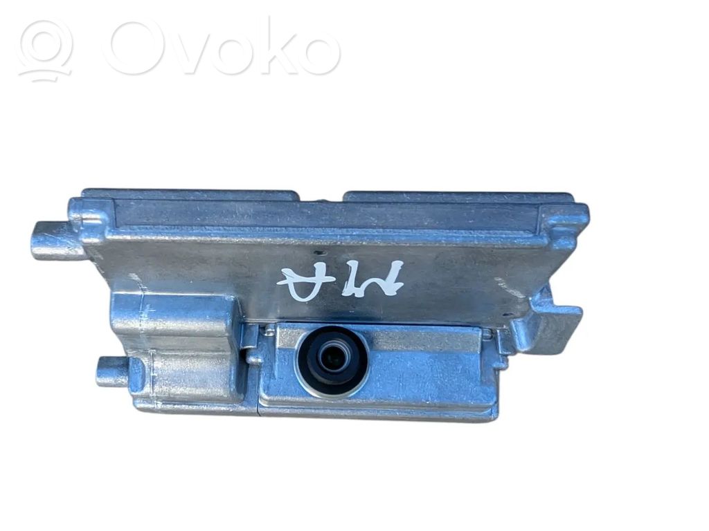 Volkswagen PASSAT B8 Windshield/windscreen camera 