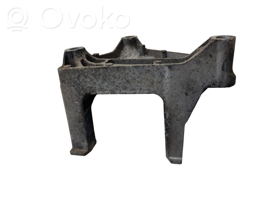 Citroen C5 Engine mounting bracket 