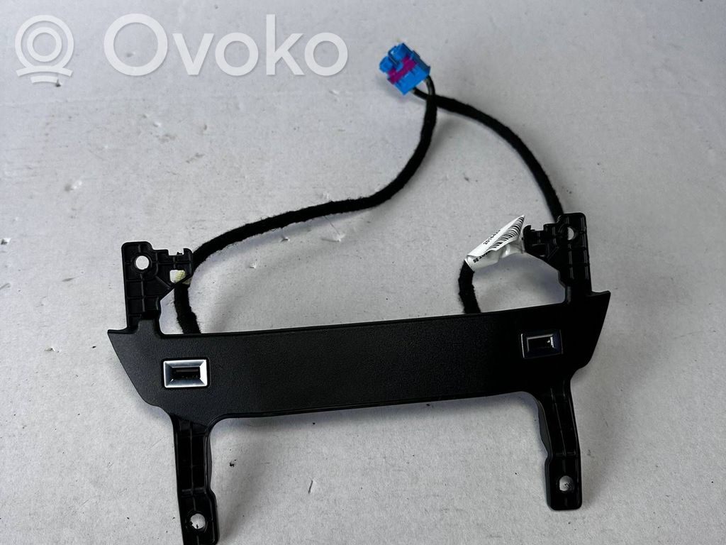 Enchufe conector USB   9818156380