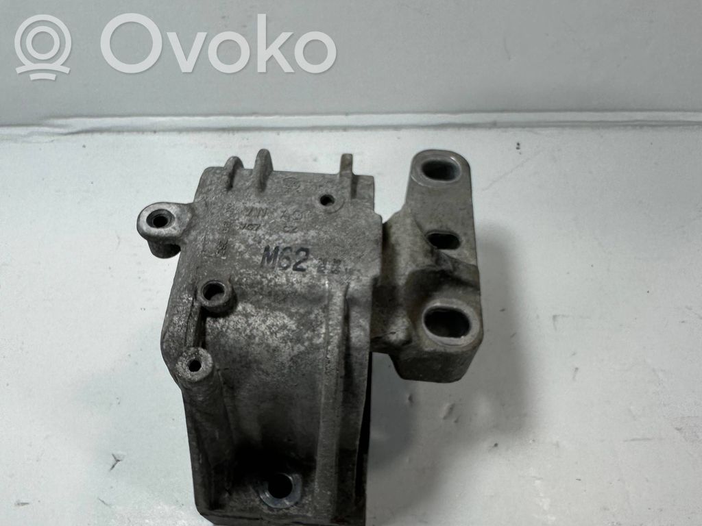 Engine mount bracket   1K0199262L