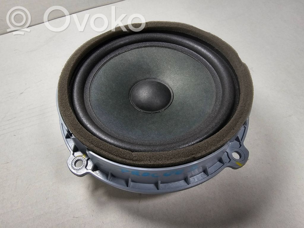 KIA Pro Cee'd III Etuoven kaiutin 