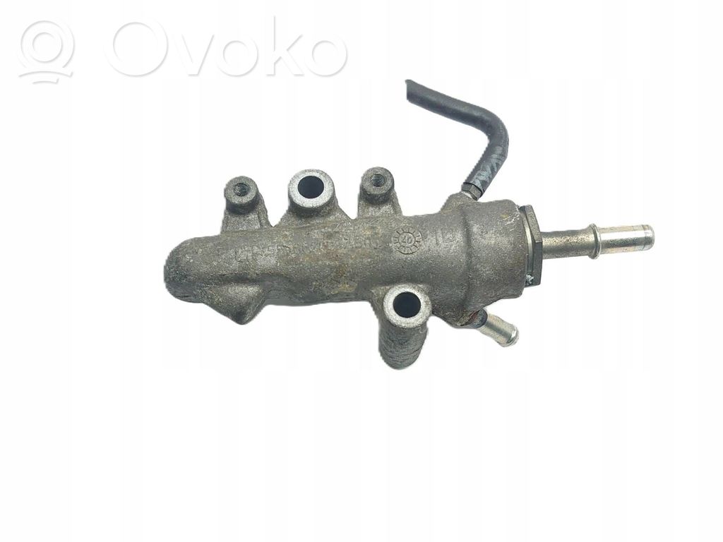 Alfa Romeo 156 Distributeur de carburant 