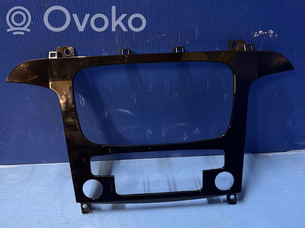 Ford Galaxy Radio/GPS head unit trim 