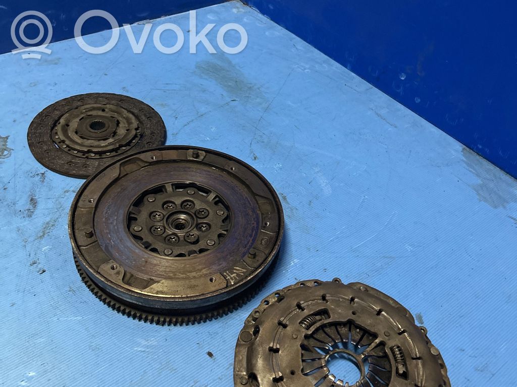 BMW 1 E81 E87 Dual mass flywheel 