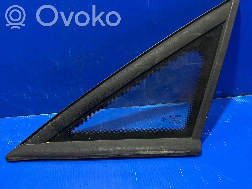 Seat Altea Front triangle window/glass 