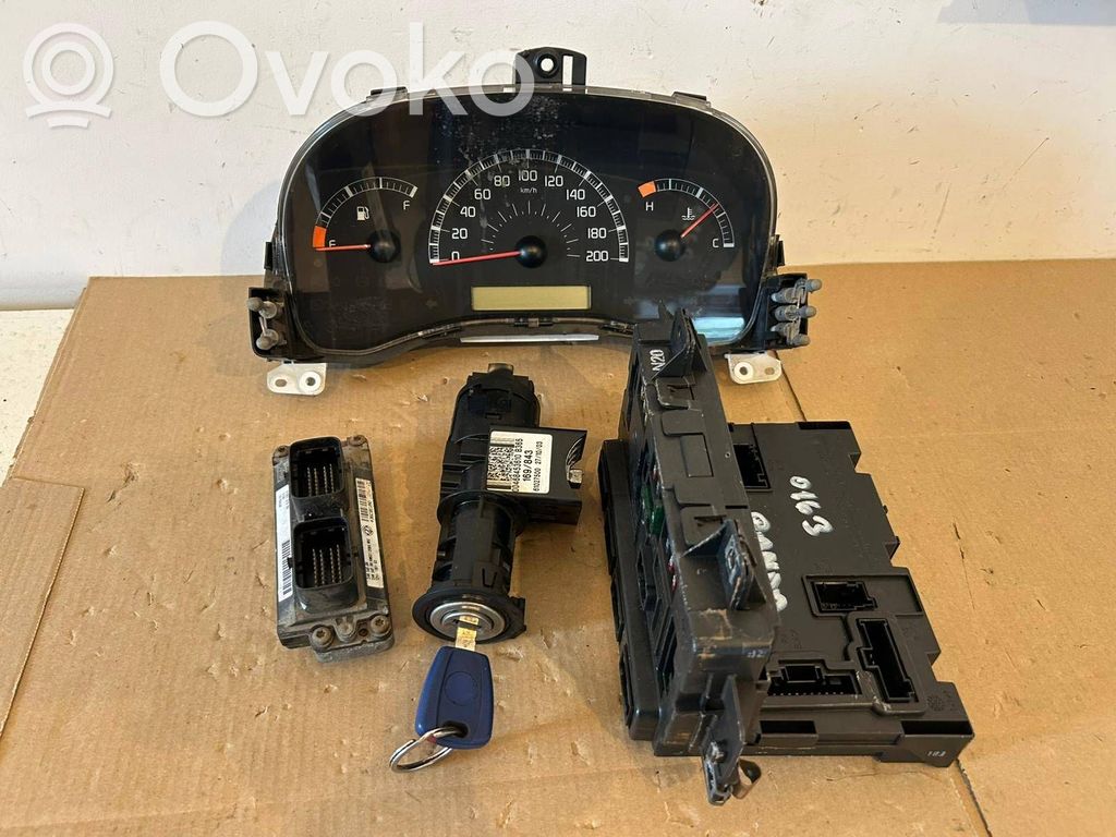 Fiat Panda II Engine ECU kit and lock set 