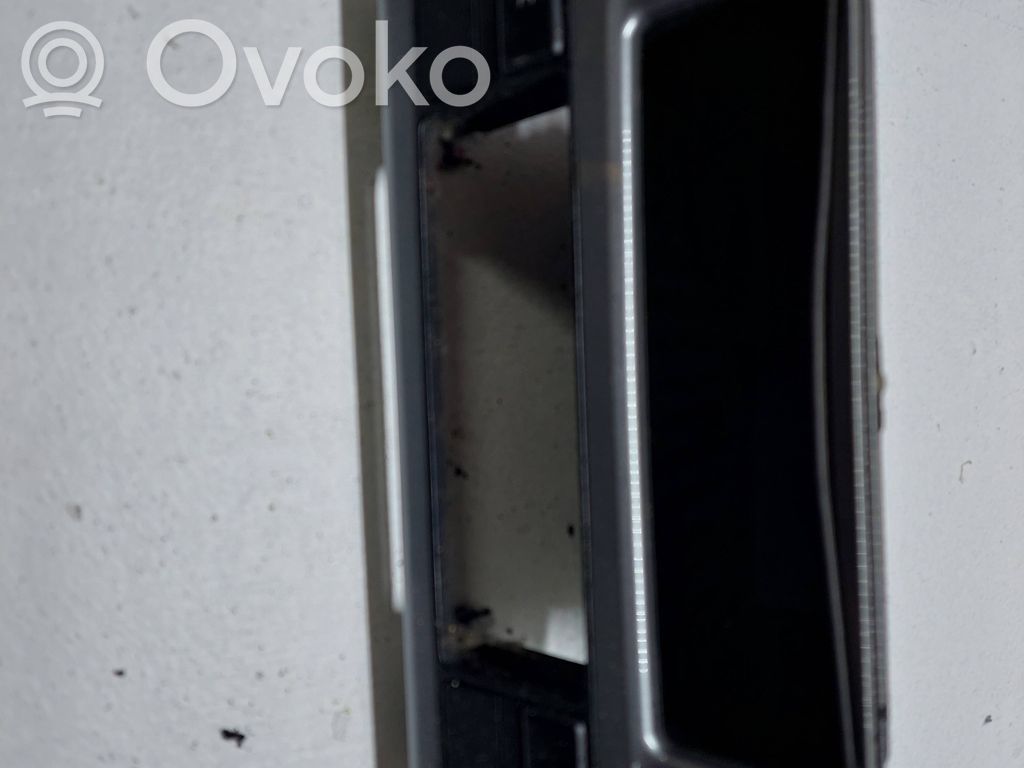 Glove box central console   51445,9139391,52850610