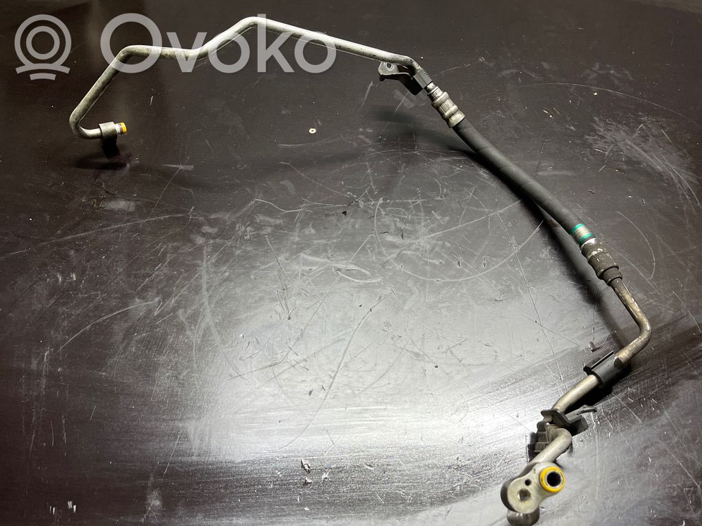 BMW 3 E90 E91 Air conditioning (A/C) pipe/hose 