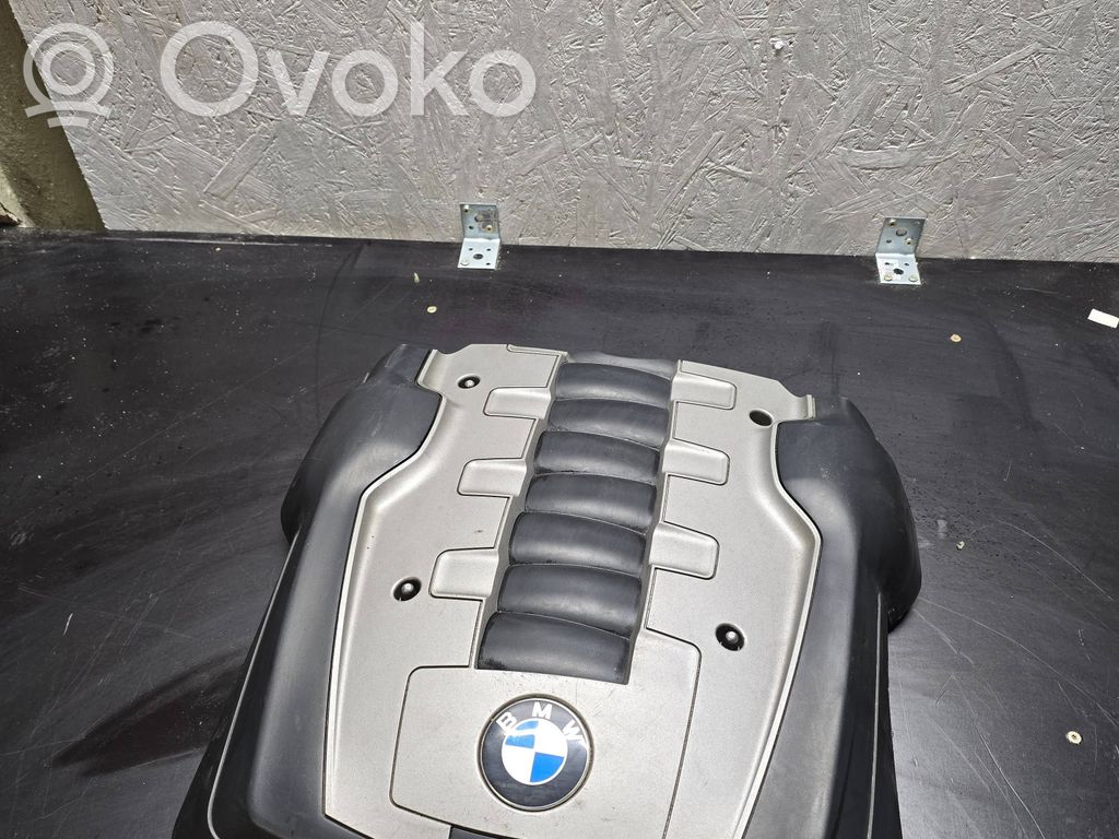 BMW 7 E65 E66 Variklio dangtis (apdaila) 
