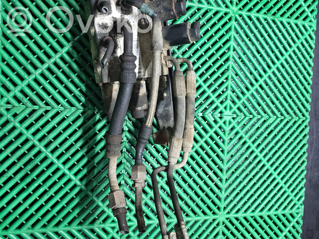 Active stabilizer control/valve assembly   6758704,1280