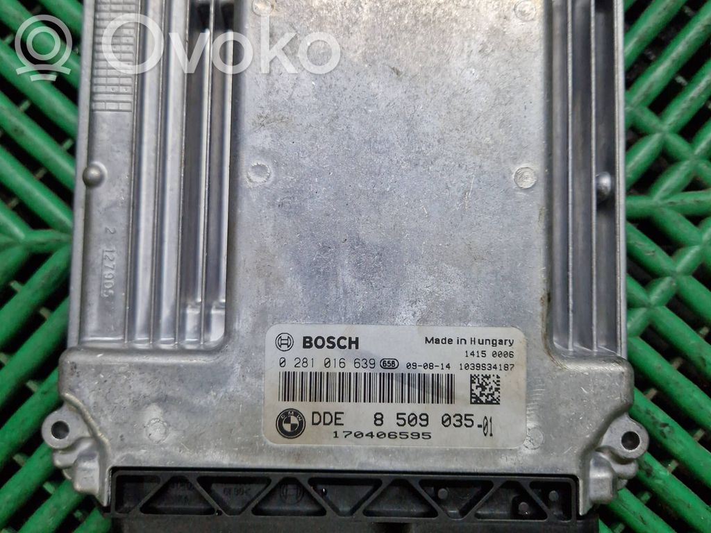 BMW X5 E70 Dzinēja vadības bloks 