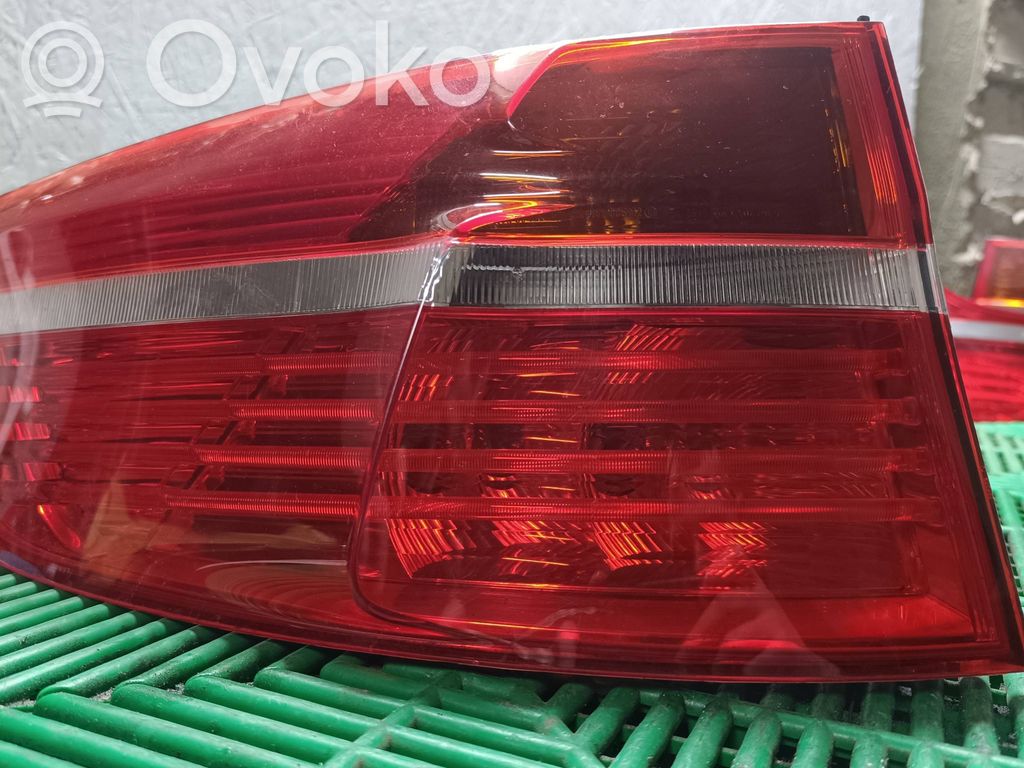 Rear/tail lights   22420500