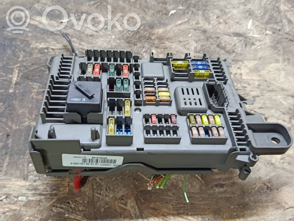 Fuse box set   B010105300,41591151,GJ2R595610