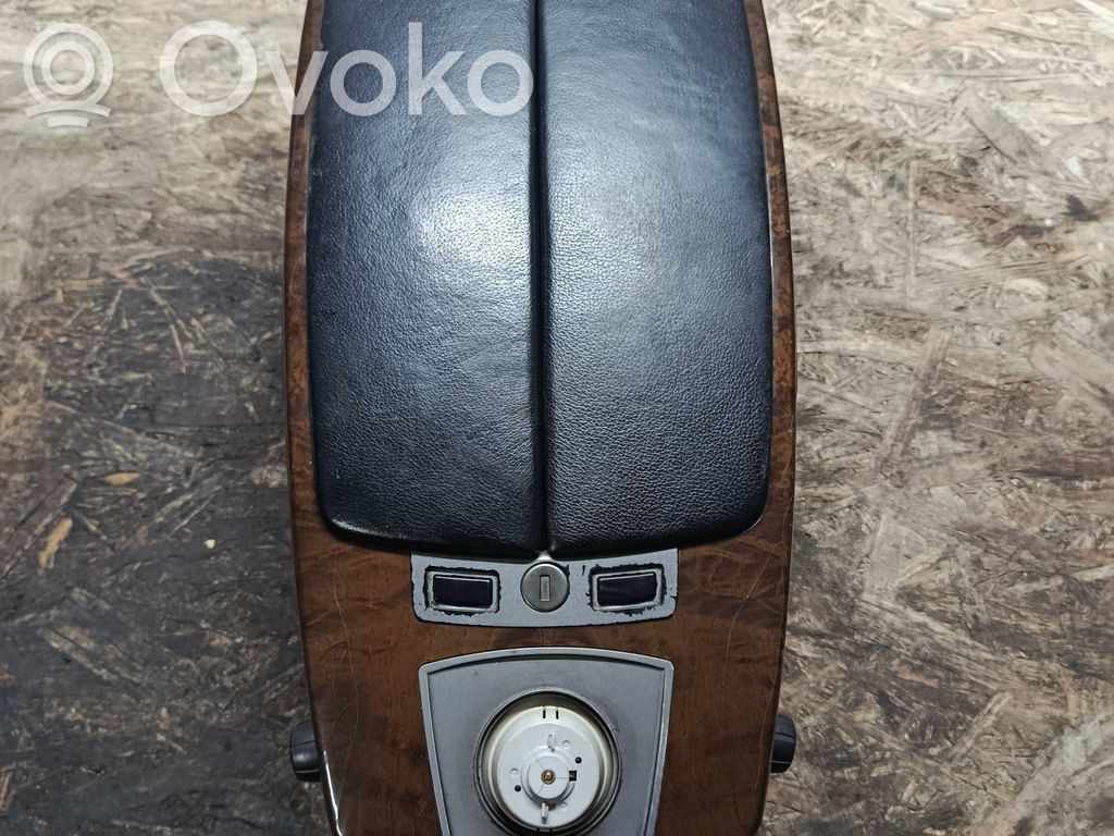 Armrest   B070006200,73541