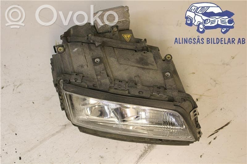 Audi A8 S8 D2 4D Scheinwerfer 