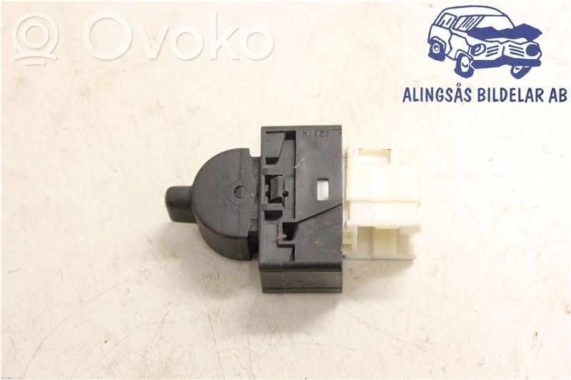 Nissan Navara D22 Electric window control switch 