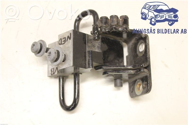 Bisagra inferior de la puerta trasera   4E0833411E