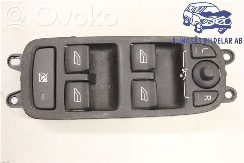 Volvo V50 Electric window control switch 
