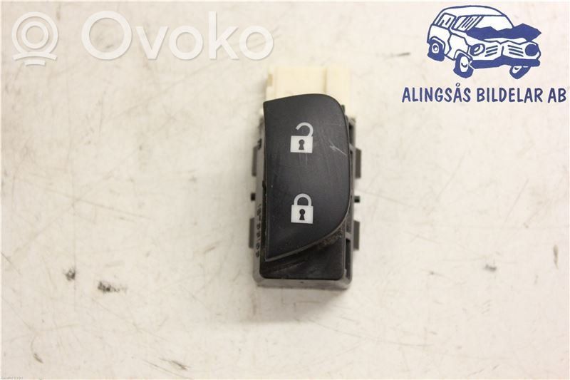 Central locking switch button   12786136,12786136