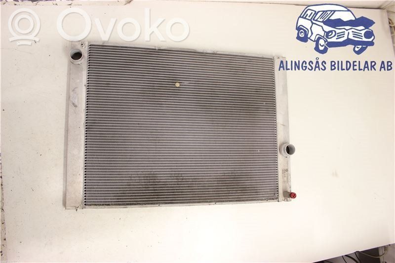 BMW 5 E60 E61 Coolant radiator 