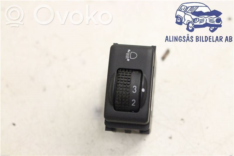 Nissan Navara D40 Panel lighting control switch 