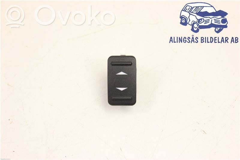 Electric window control switch   6M2T14S29AD